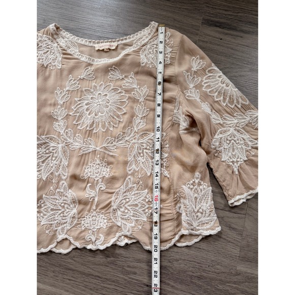 Woman's Tan Embroidered Scalloped Hem Boho Top Lg Whimsical Prairie Cottagecore - Picture 7 of 11